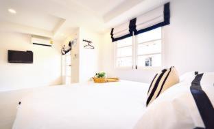 1715 House - White Rhino - 2