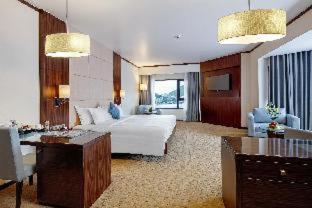 Wyndham Legend Halong - 9