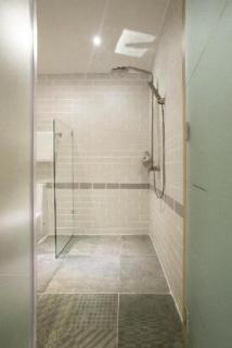 Fusion Suites Saigon - 7