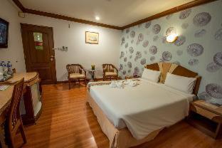 Sakol Hotel - 1