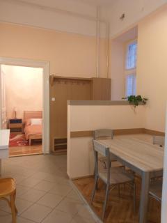 Tempo Courtyard Apartman - Budapest - 9
