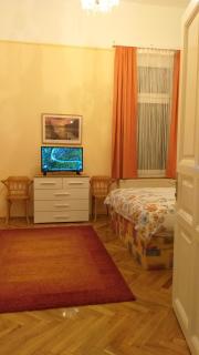 Tempo Courtyard Apartman - Budapest - 8