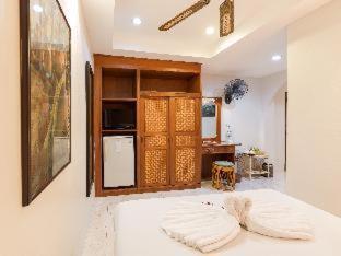 Summer Breeze Hotel - 6