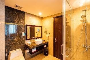 Eagle Hotel - 2