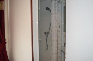 Globe Hotel - 7