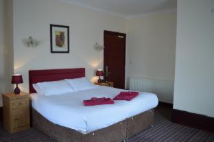 Globe Hotel - 5