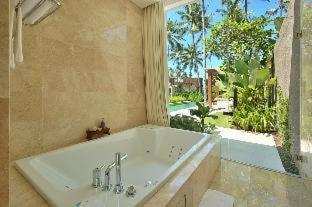 Candi Beach Resort & Spa - 4