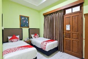 Sekar Ayu Hotel Malioboro Mitra RedDoorz - Yogyakarta - 3
