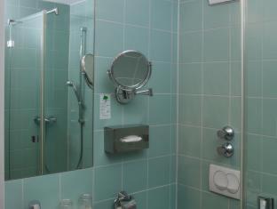 Helvetia Hotel Munich City Center - Munich - 7