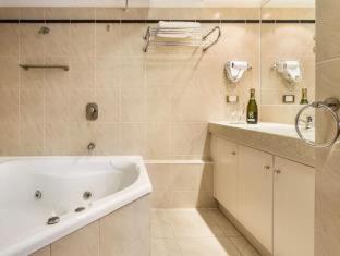 Quest Savoy - Hobart - 8
