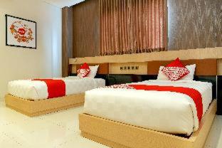 Sans Hotel Grand Omah Sastro Yogyakarta - 9