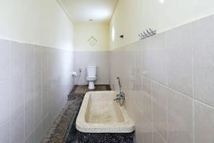 Nuaja Balinese Guest House - 4