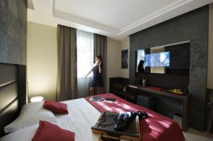 UNAHOTELS Villa dei Platani Foligno - 6