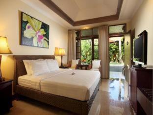 Puri Santrian Beach Resort And Spa - 6