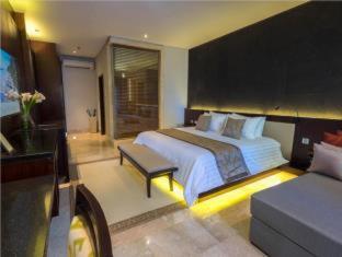 Puri Santrian Beach Resort And Spa - 2