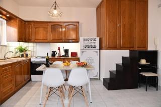 Sofie's Port View Apartment - Kokkinos Pyrgos - 1