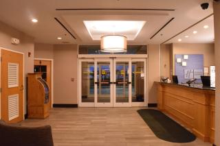 Holiday Inn Express Hotel & Suites Watertown - Thousand Islands by IHG - Watertown - 5