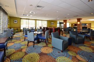 Holiday Inn Express Boston Brockton by IHG - Brockton - 1
