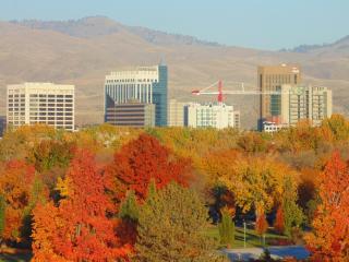Holiday Inn Express & Suites Boise Airport by IHG - Boise - 1
