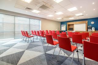 Holiday Inn Express Walsall M6, J10 by IHG - Walsall - 2