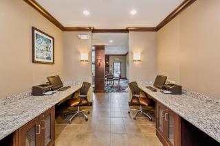 Staybridge Suites Bismarck by IHG - Bismarck - 9