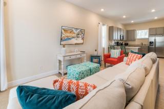 Cozy Cottage With Hot Tub Near Disney With Margaritaville Resort & Island H2O Access - 8056Dr - 3