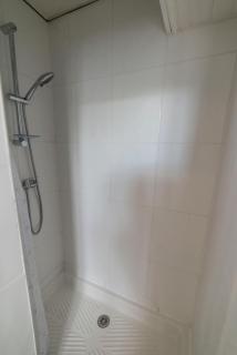 Appartement de 2 Chambres au 1er Etage - 9