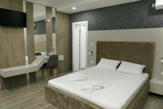Fine Suites - 9