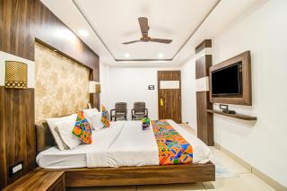FabHotel Rajnandani Residency - 2