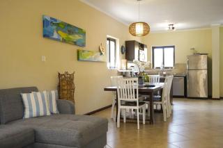 NICE HOUSE WITH PRIVATE POOL IN GOLD COAST - Palm-Eagle Beach - 8