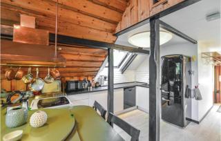 4 Bedroom Awesome Home In Højby - Højby - 4