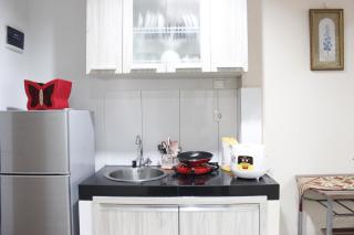 Stylish 1BR near ITB University at Dago Suites Apartment By Travelio - Bandung - 2