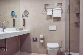 PLAZA Premium Den Haag City Center - 9