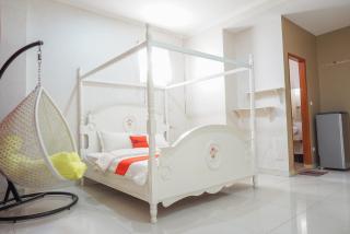 RedDoorz near Kemang Square - Jakarta - 0