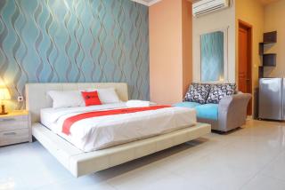 RedDoorz near Kemang Square - Jakarta - 4