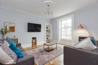 Dollar Apartments-41 Bridge Street - 6