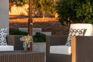 Anemolia Seaview Villa, Private Pool & Lush Garden, By ThinkVilla - Gerani - 4