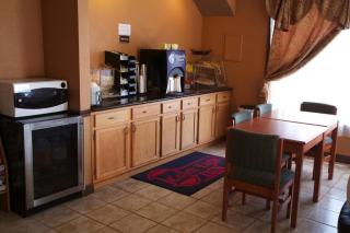 Coach Light Inn - Brenham - 9