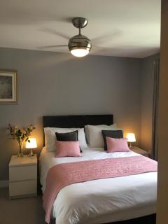 La Belle Three bedrooms Basildon - Basildon - 0
