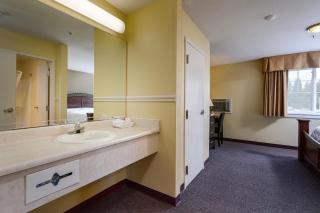 Three Rivers Inn Sedro Woolley - Sedro-Woolley - 3