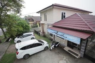 RedDoorz near Bundaran Kecil Palangkaraya - Palangkaraya - 9