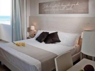 Hotel Universal - Senigallia - 4