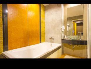 Prima Hotel Pattaya - 4