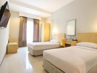Triniti Hotel Batam - Nagoya - 8
