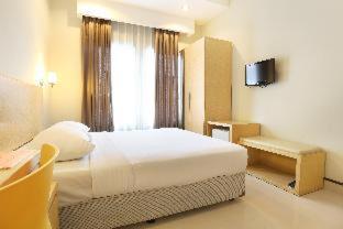Triniti Hotel Batam - 6