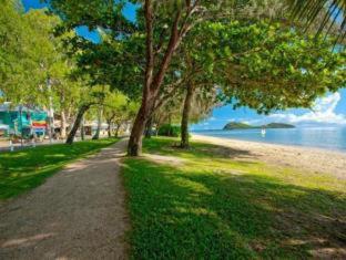Alamanda Palm Cove by Lancemore - 8