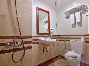 Grand Eska Hotel & Suites Batam - 3