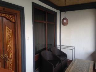 Dewa Bharata Bungalows Candidasa - 5