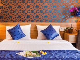Natya Hotel Kuta - 7