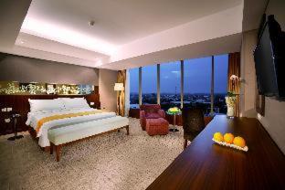 Aston Madiun Hotel & Conference Center - 5